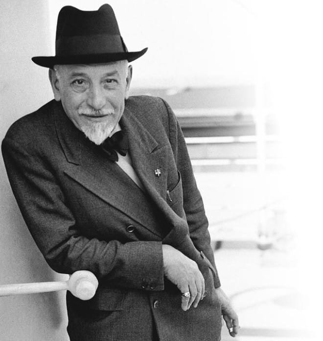 Ritratto di Luigi Pirandello con il cappello